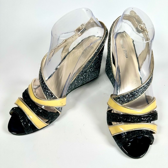 Excellent Condition Miu Miu Vernice Slingbag Gray Sparkle Leather Wedge Sandals - Picture 2 of 10